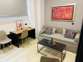 Port Brown Suite 1